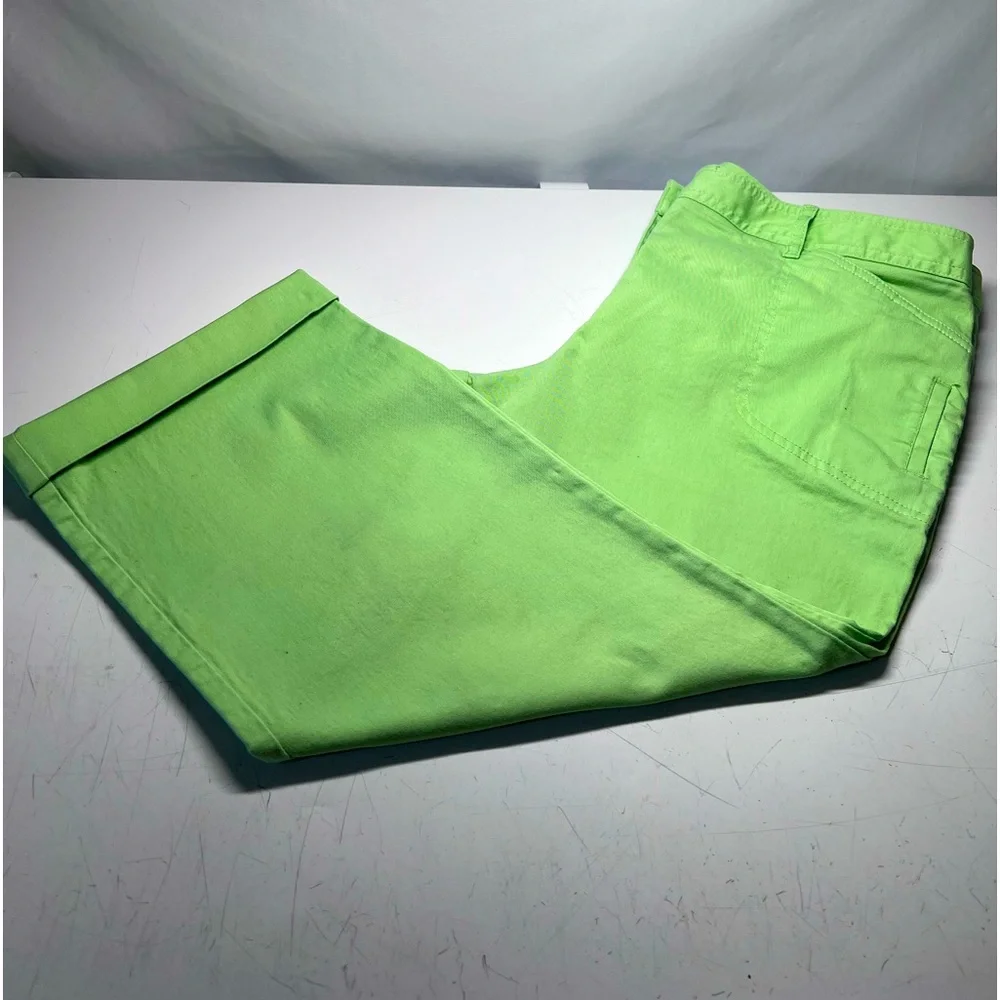 Ann Taylor Loft Lime Green Capris 14P Front Pockets - Picture 3 of 4
